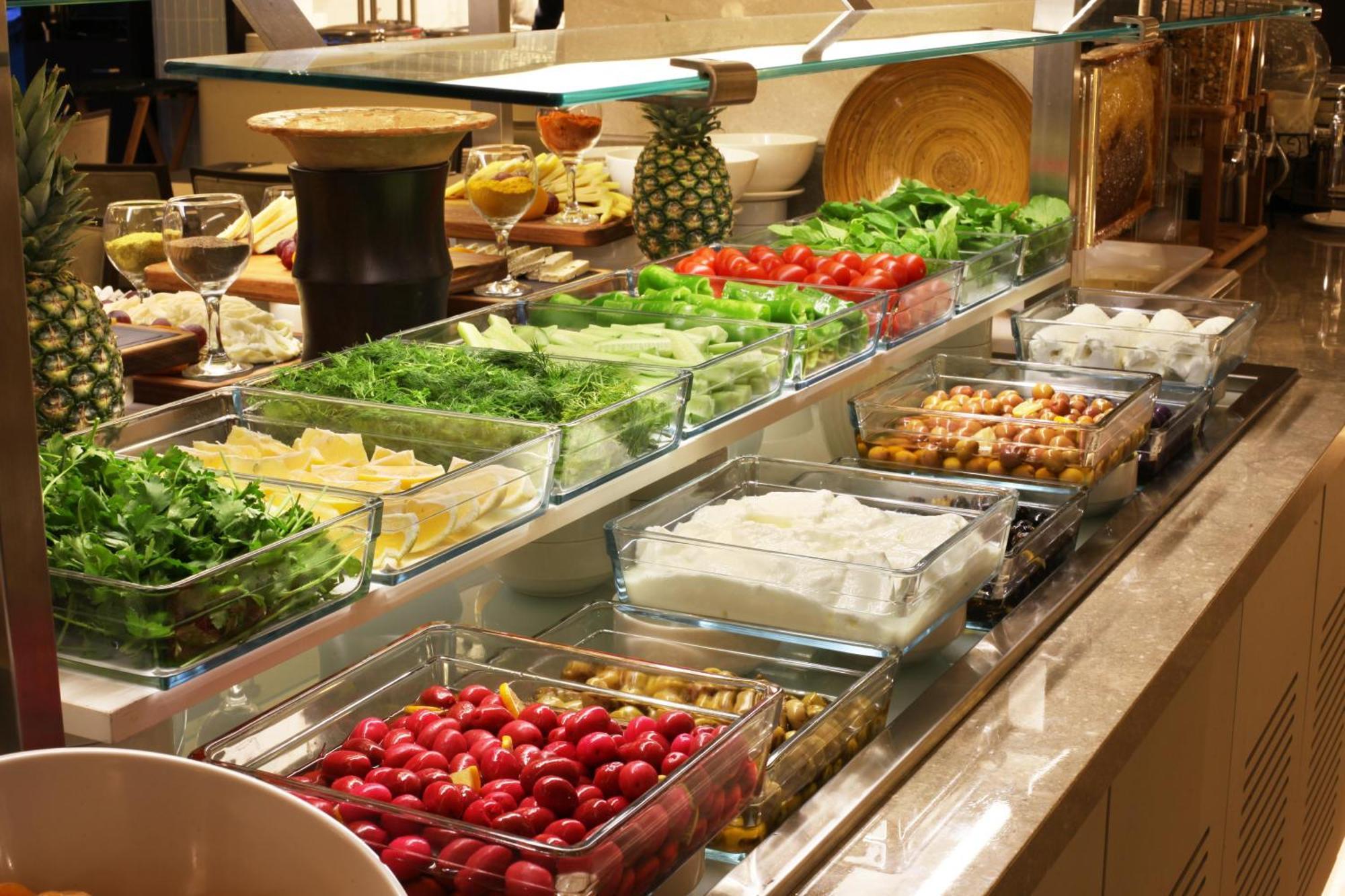 Bentley Hotel Bosphorus - Special Class Istanbulská provincie Exteriér fotografie A salad bar